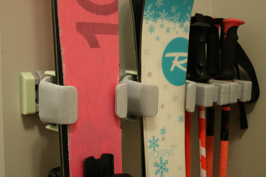 Spring-Loaded Ski Edge Clamp